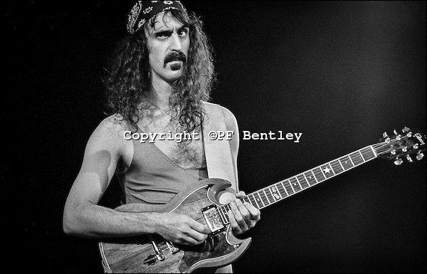 Frank-Zappa1976